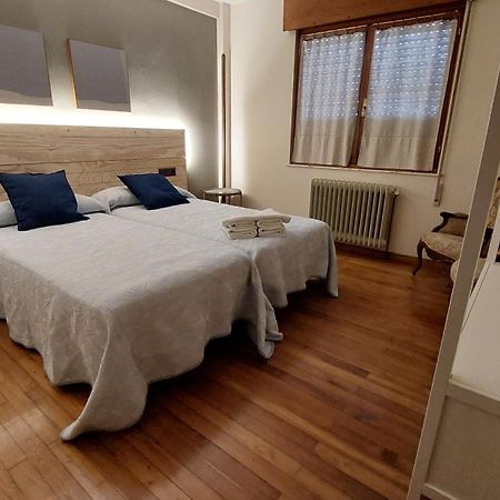 Villa Isabel 2 Llaves 아리온다스 외부 사진